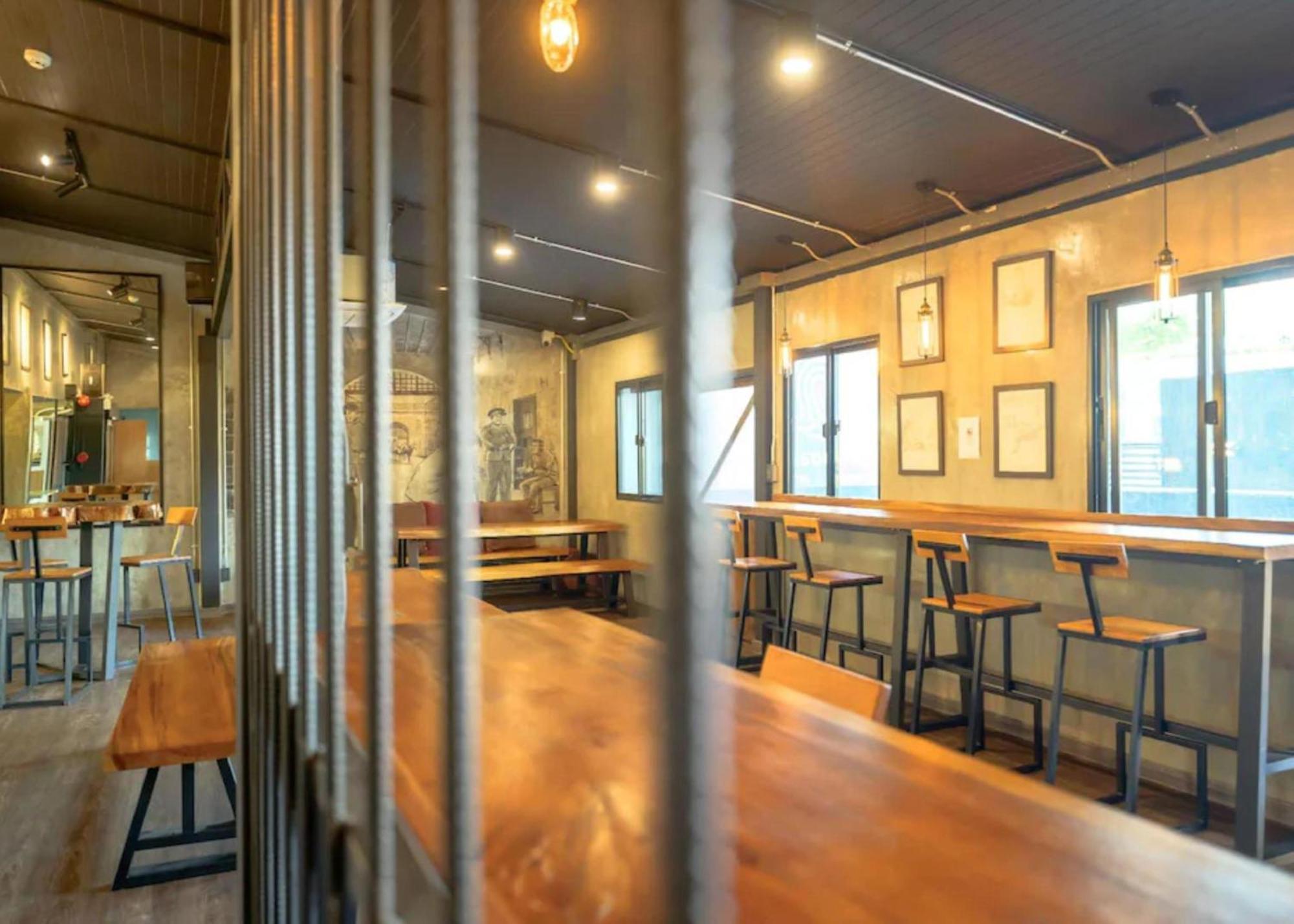 埃皮索德11号酒店 曼谷 外观 照片